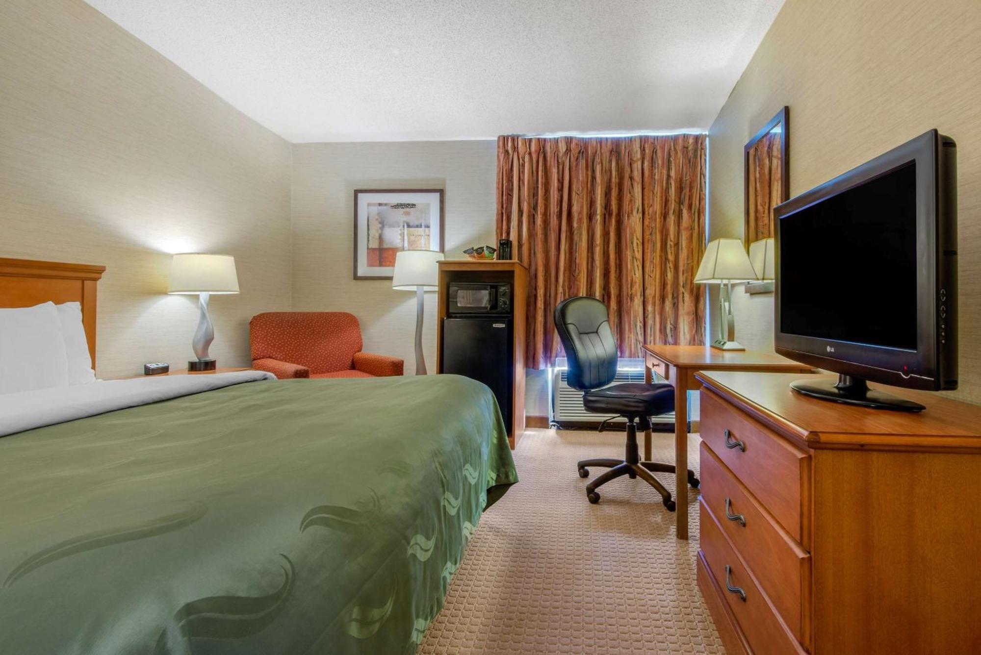 Quality Inn & Suites Mansfield Esterno foto